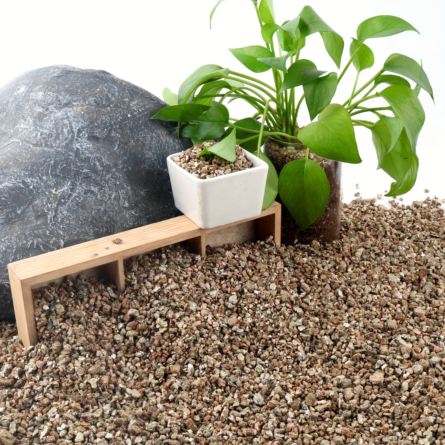 9/18QT Vermiculite, Vermiculite For Plants, Horticultural Coarse Vermiculite, Suitable For Bonsai And Garden Art Needs