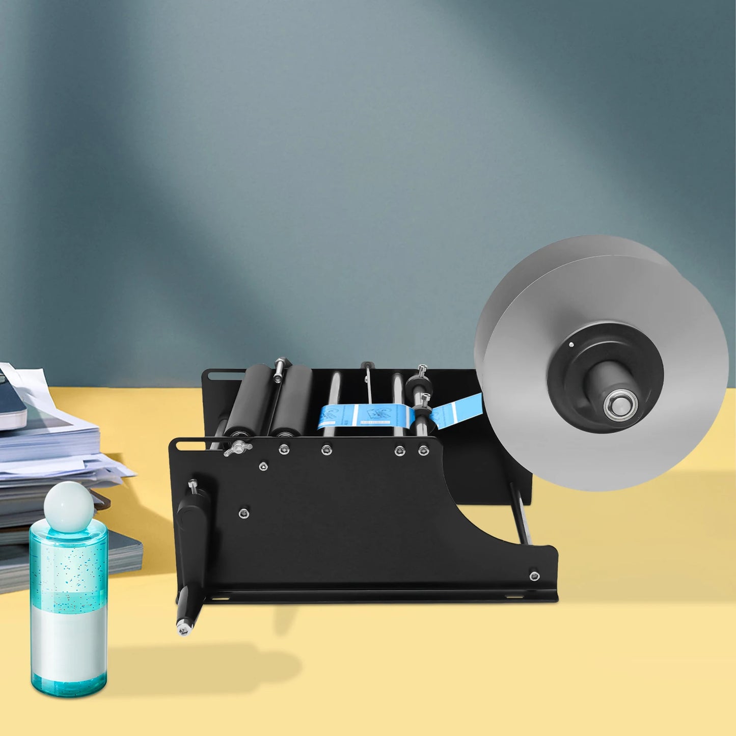 Manual Labeling Machine Mt-30 Round Box/Bottle Labeling Machine Self Adhesive Labeling Machine.